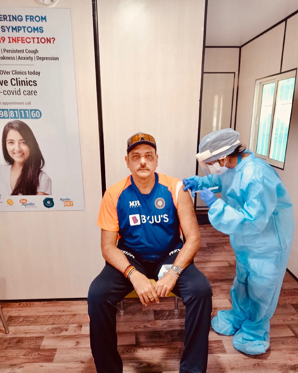 Ravi Shastri, the head coach of the Indian cricket team, got the Kovid-19 vaccine today at a hospital in Ahmedabad before the fourth Test
