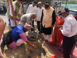 On Saturday, Cabinet Minister Banshidhar Bhagat and Cabinet Minister Ganesh Joshi performed a ground worship of the community building to be built at a cost of Rs 118.92 lakh from the MDDA's inauguration at Vijaypur Nayagaon Hathibarkala in Dehradun.