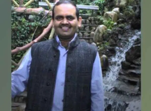 In-charge Secretary Vinod Kumar Suman has been given the responsibility of ensuring sanitization and sanitation in all the municipal bodies of the state. Every Sunday, extensive sanitization work will be done in the municipal bodies of Uttarakhand state.