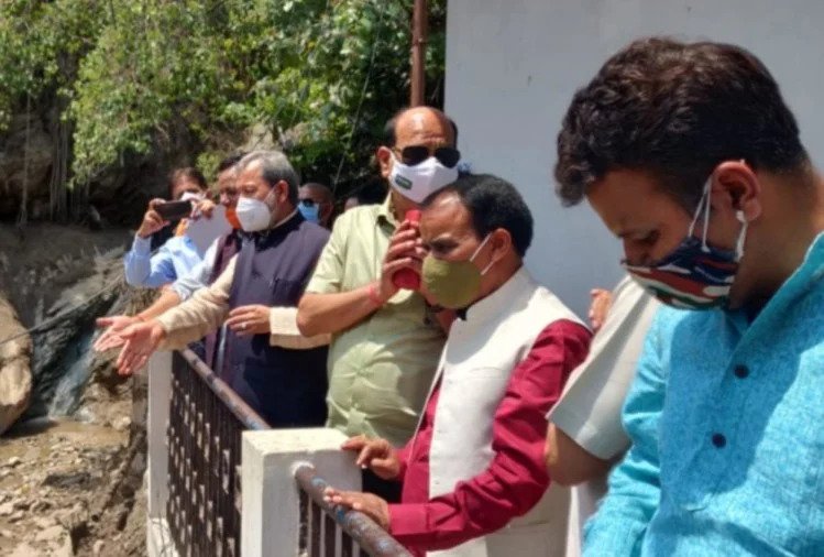 Chief Minister Tirath Singh Rawat reached the spot to take stock of the damage caused by the disaster due to cloudburst. He directed