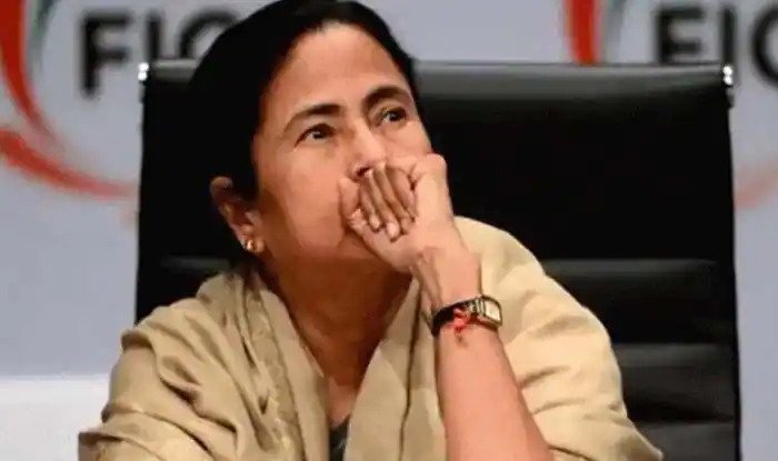 The difficulties of the Mamata Banerjee government in West Bengal seem to be increasing. Supreme Court to hear a petition