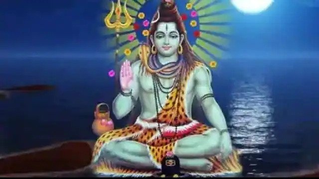 The first Pradosh fast of Bhadrapada month is falling on 4th September 2021. Pradosh Vrat is observed in every month on Trayodashi Tithi.