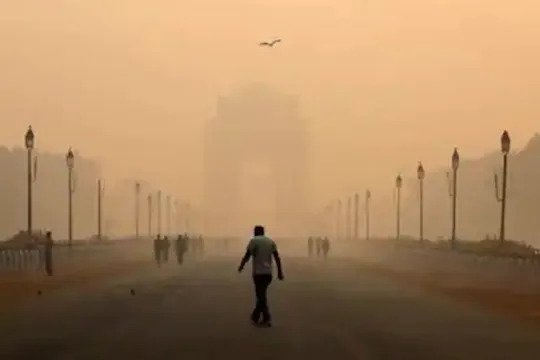 The Arvind Kejriwal government of Delhi has given great news for the people of Delhi. The government has said that if your old petrol