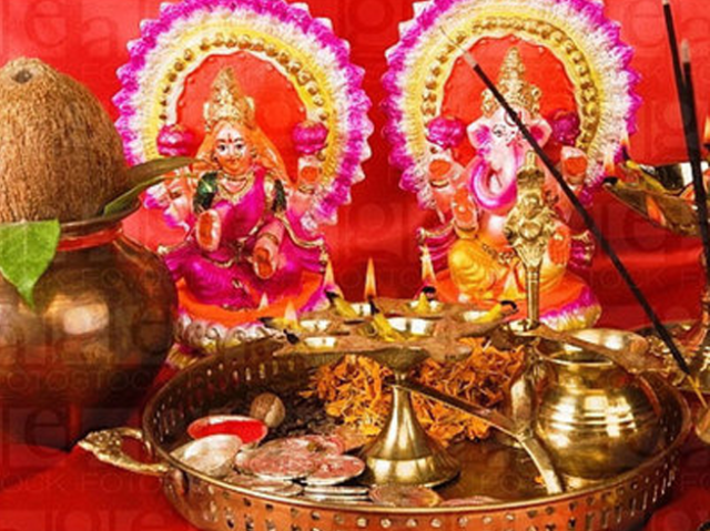 According to the Hindu calendar, the festival of Diwali is celebrated on the new moon day of Kartik month and has special significance