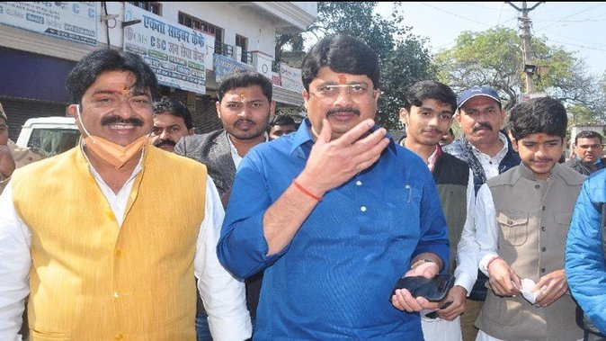 A case has been registered against MLA Raghuraj Pratap Singh alias Rajabhaiya in Kunda Kotwali under various sections including SCST Act.