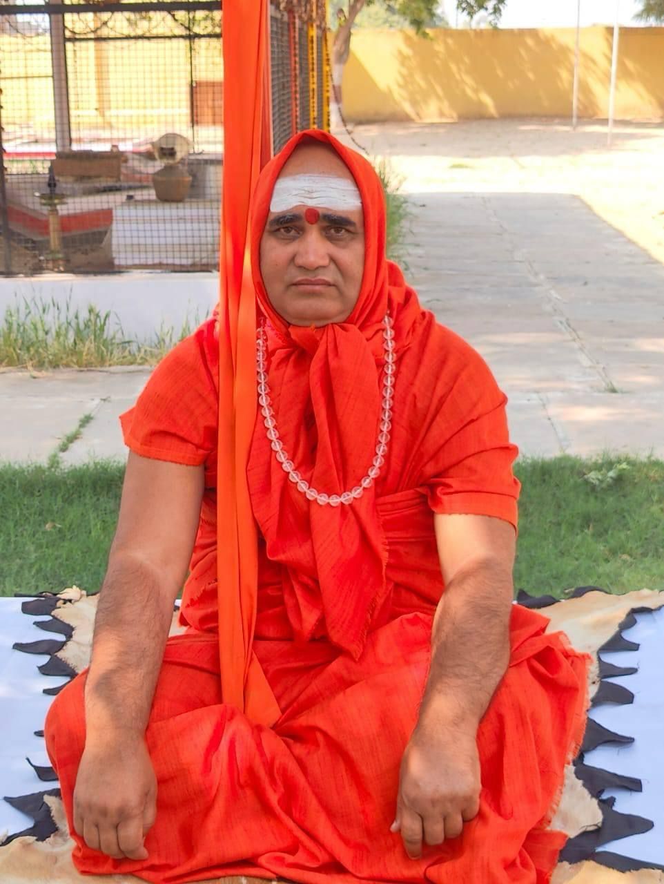 His Holiness Govardhan Peethadheeshwar Jagadguru Shankaracharya Swami Shri Adhokshajanand Devtirtha Ji Maharaj reached Sangh Office Thailand