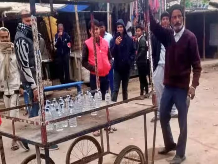 Liquor sold on carts on New Year in Bihar, people bought it like tomatoes and onions...