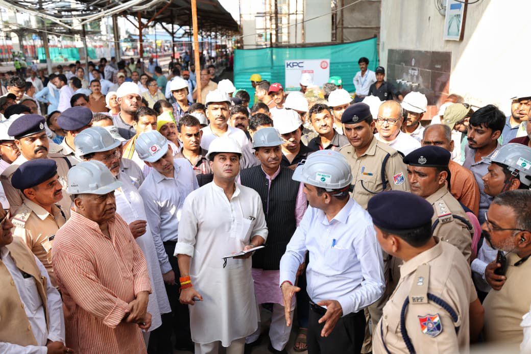 ग्वालियर स्टेशन बनेगा विश्व स्तरीय सिंधिया ने किया निरीक्षण