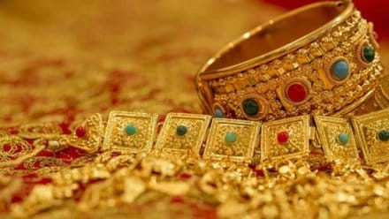 करवाचौथ और धनतेरस से पहले सोने की कीमतों में भारी बढ़ोतरी, 24 कैरेट सोना ₹1.20 लाख के पार